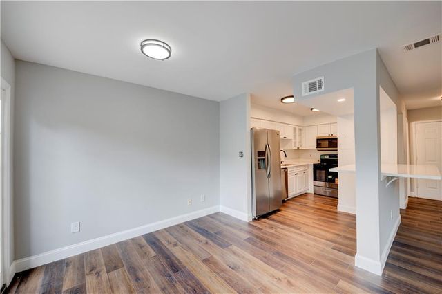 6980 Roswell Road B3, Atlanta, GA 30328