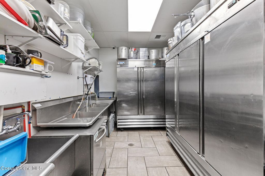 314 N 4TH ST, Coeur d'Alene, ID 83814 photo 13