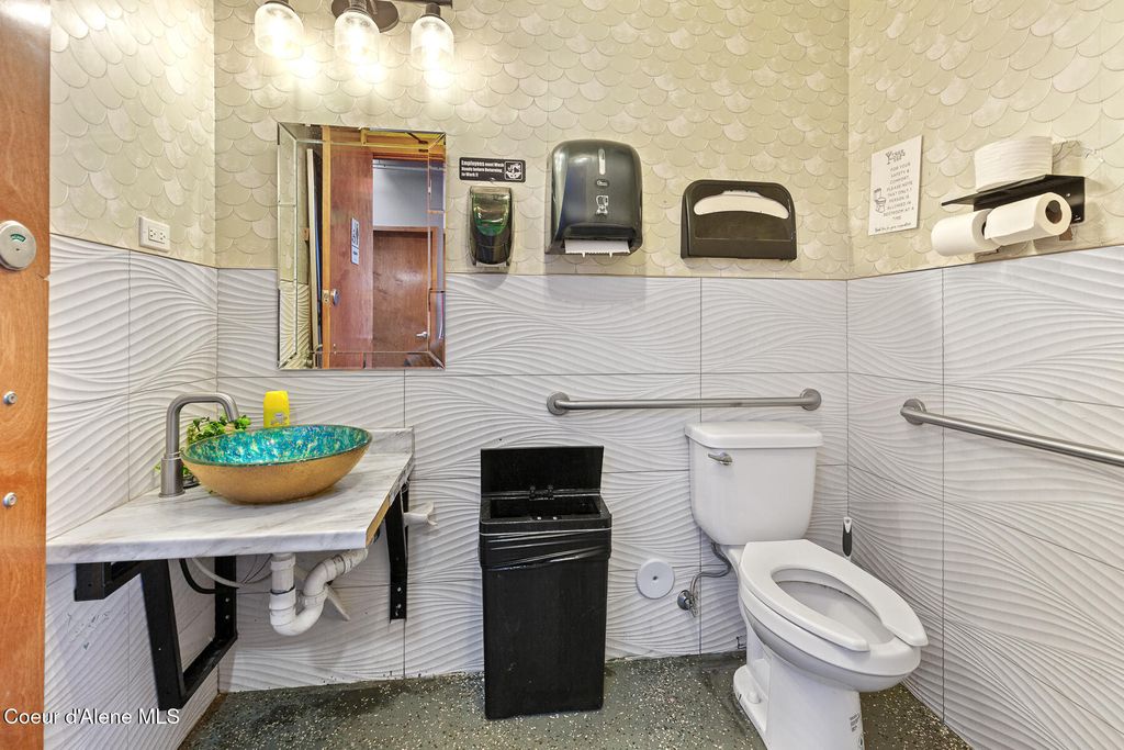 314 N 4TH ST, Coeur d'Alene, ID 83814 photo 18