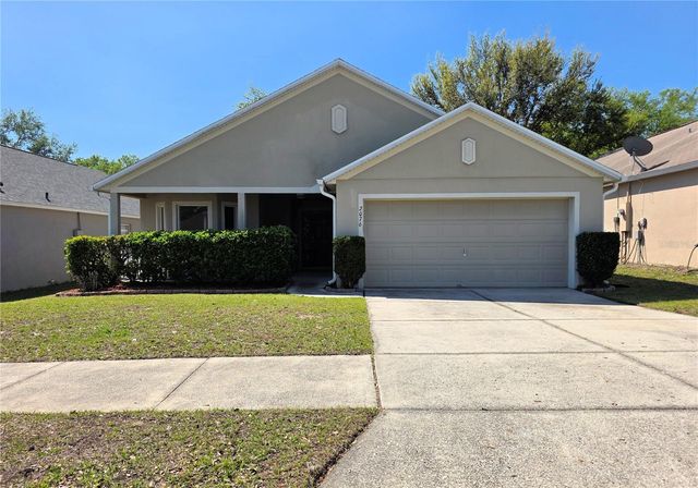 2076 NEWTOWN ROAD, Groveland, FL 34736