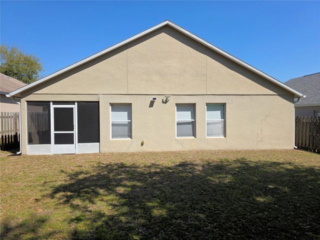 2076 NEWTOWN ROAD, Groveland, FL 34736