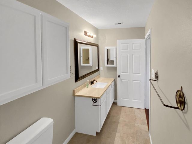 10825 Royal Magnolia Drive, Conroe, TX 77303