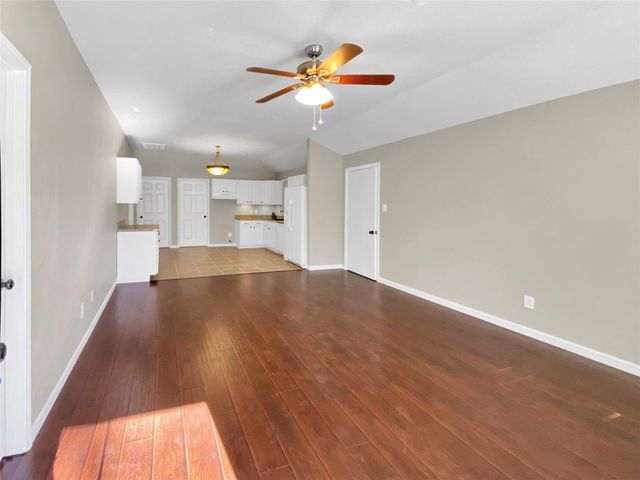 10825 Royal Magnolia Drive, Conroe, TX 77303