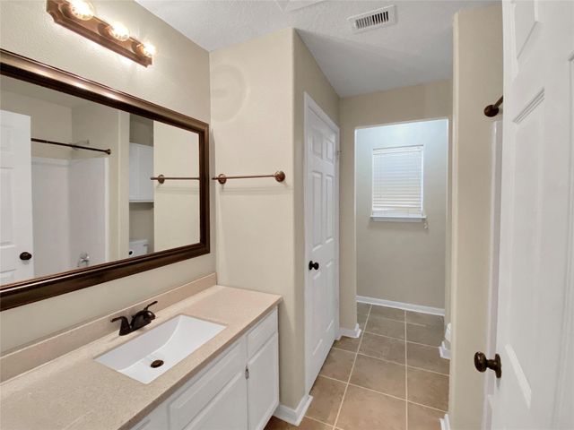 10825 Royal Magnolia Drive, Conroe, TX 77303