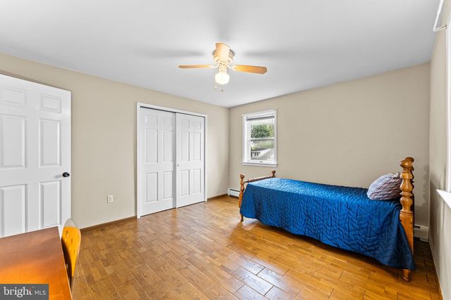 500 GRANT AVE, Willow Grove, PA 19090