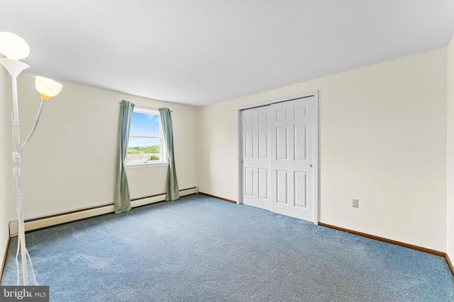 500 GRANT AVE, Willow Grove, PA 19090
