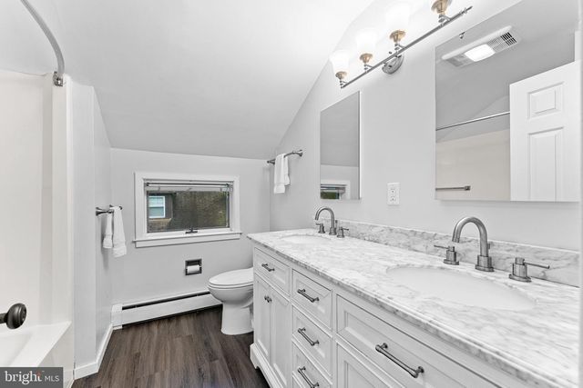 500 GRANT AVE, Willow Grove, PA 19090