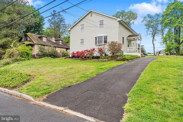 500 GRANT AVE, Willow Grove, PA 19090