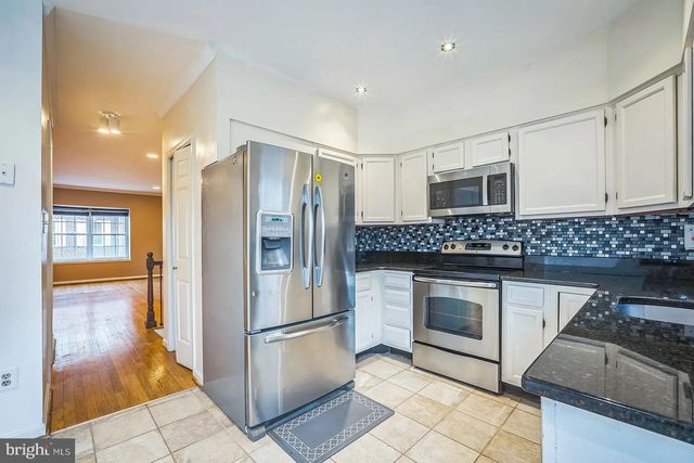 948 S ROLFE ST, Arlington, VA 22204