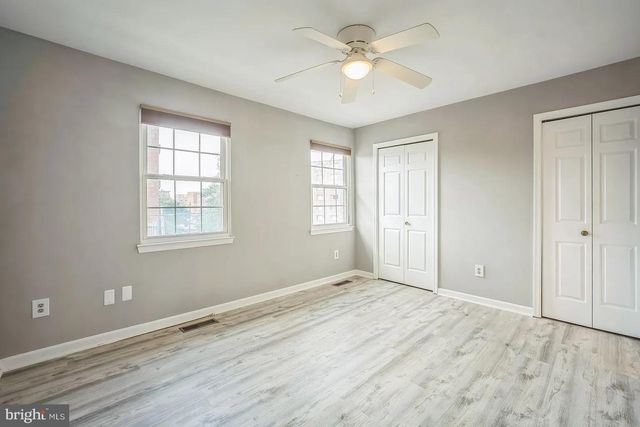 948 S ROLFE ST, Arlington, VA 22204