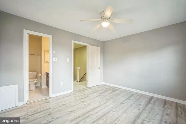 948 S ROLFE ST, Arlington, VA 22204