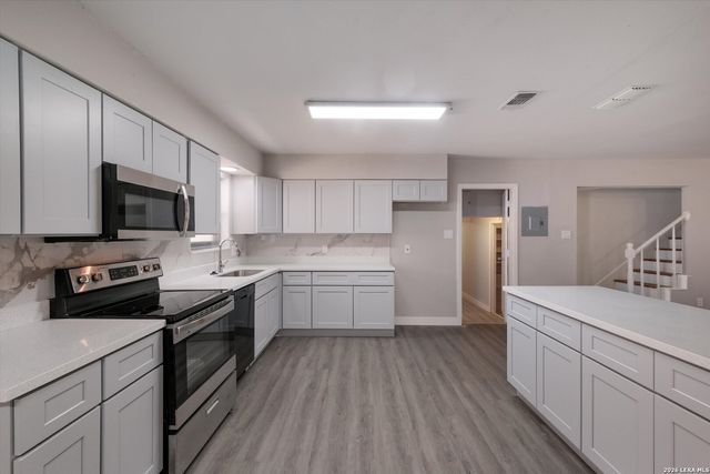 2643 Waleetka, San Antonio, TX 78210