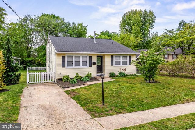 418 EUCLID AVE, Maple Shade, NJ 08052