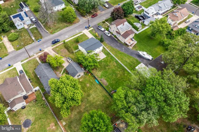 418 EUCLID AVE, Maple Shade, NJ 08052