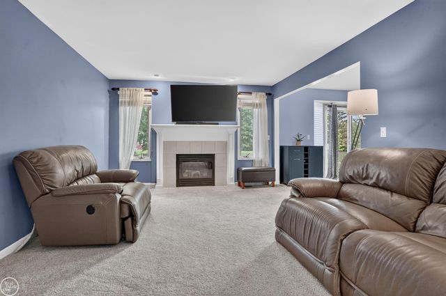 20415 Balmoral Drive, Macomb, MI 48044