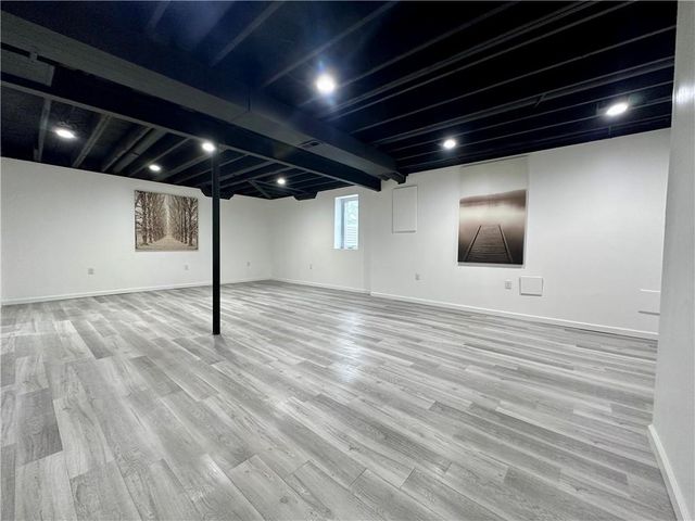 508 Quail Creek Drive, Odessa, MO 64076
