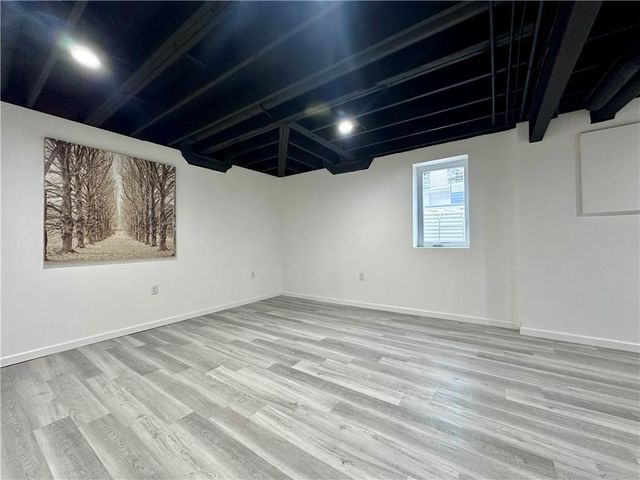 508 Quail Creek Drive, Odessa, MO 64076
