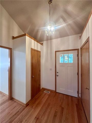 508 Quail Creek Drive, Odessa, MO 64076