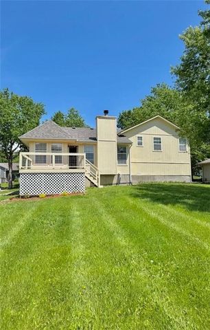 508 Quail Creek Drive, Odessa, MO 64076