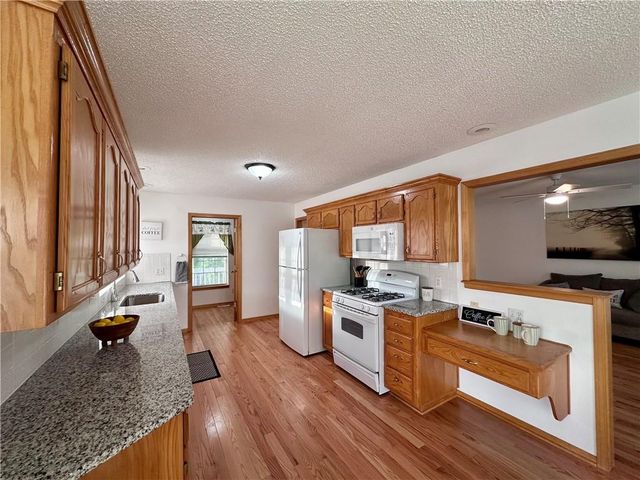 508 Quail Creek Drive, Odessa, MO 64076