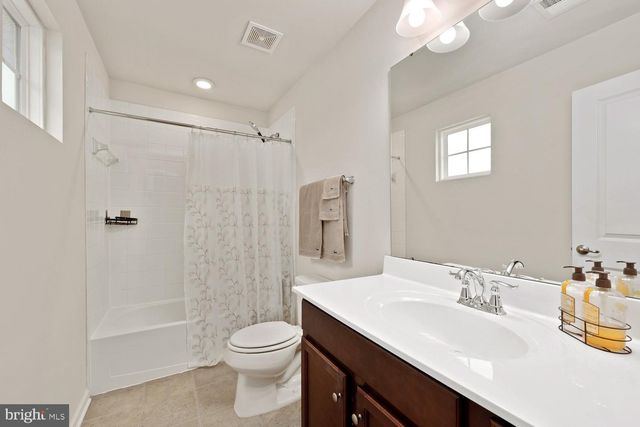 9103 WOOD CREEK CIR, Fredericksburg, VA 22407