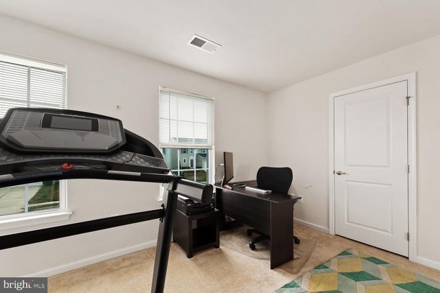 9103 WOOD CREEK CIR, Fredericksburg, VA 22407