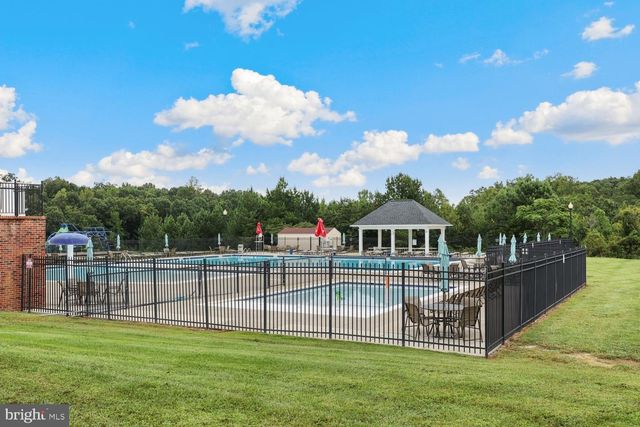 9103 WOOD CREEK CIR, Fredericksburg, VA 22407