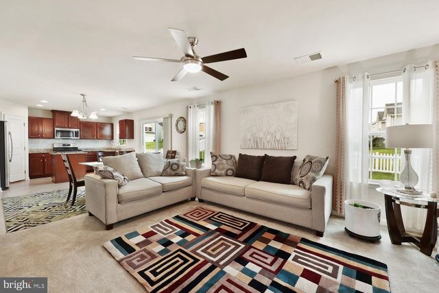 9103 WOOD CREEK CIR, Fredericksburg, VA 22407