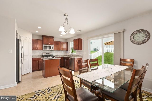 9103 WOOD CREEK CIR, Fredericksburg, VA 22407