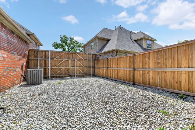 12601 Indian Creek Drive, Fort Worth, TX 76179