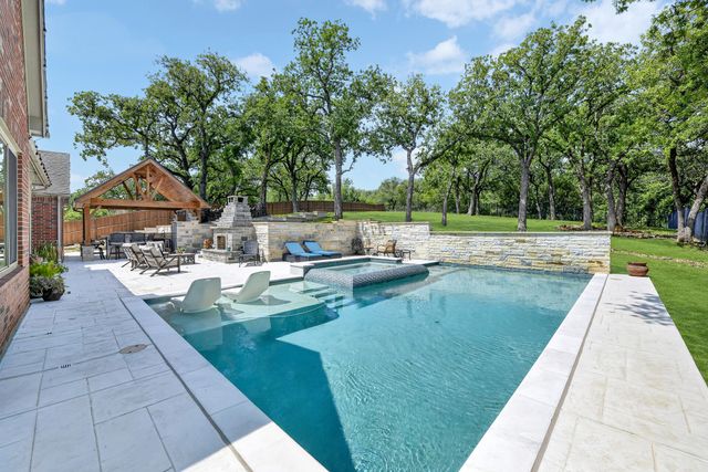 12601 Indian Creek Drive, Fort Worth, TX 76179