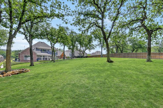 12601 Indian Creek Drive, Fort Worth, TX 76179