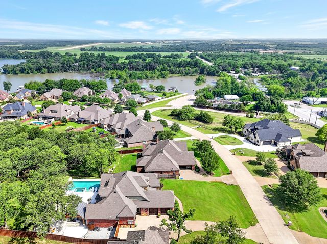12601 Indian Creek Drive, Fort Worth, TX 76179