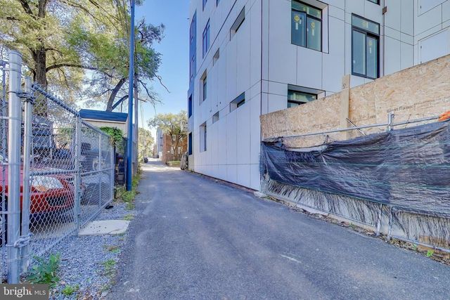 1721 L ST NE, Washington, DC 20002