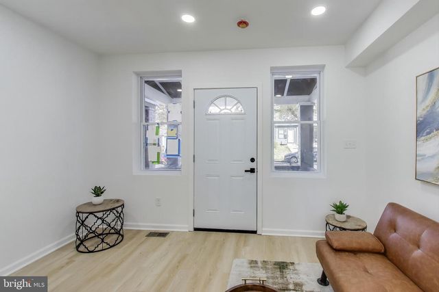 1721 L ST NE, Washington, DC 20002