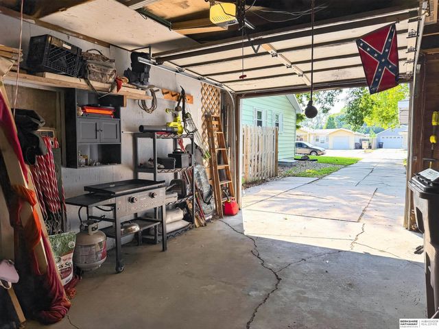 221 Voss Road, Grand Island, NE 68801