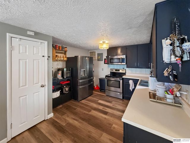 221 Voss Road, Grand Island, NE 68801