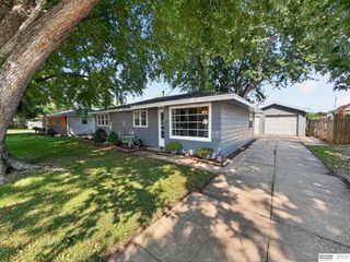 221 Voss Road, Grand Island, NE 68801