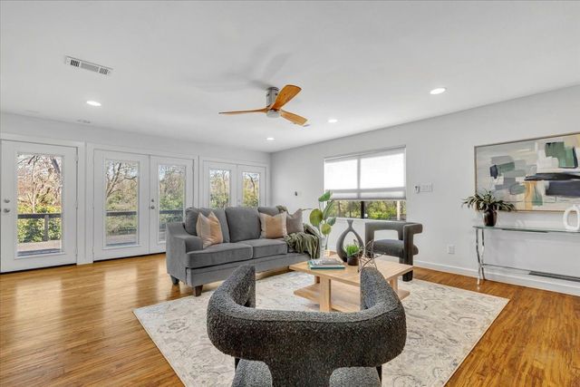 9918 Coldwater Circle, Dallas, TX 75228