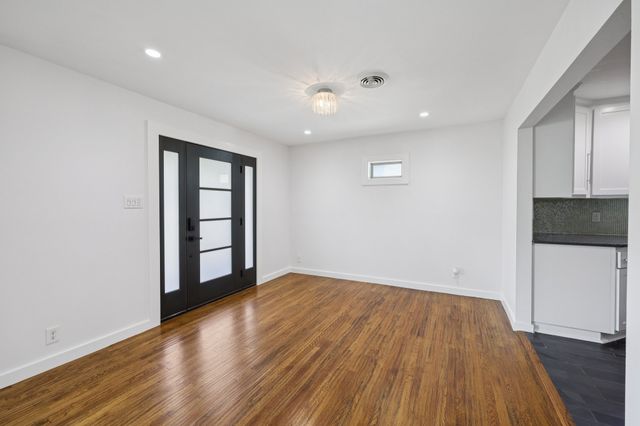 9918 Coldwater Circle, Dallas, TX 75228