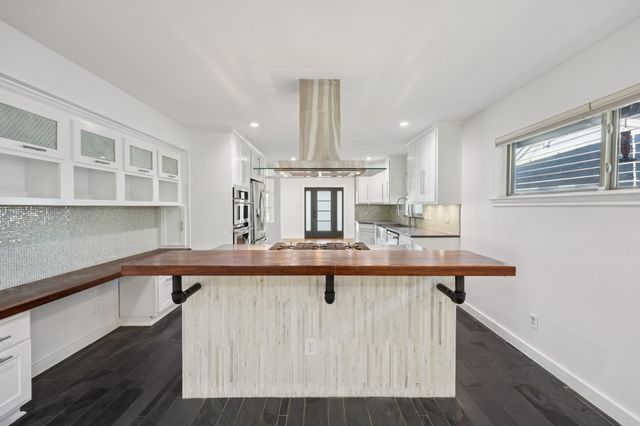 9918 Coldwater Circle, Dallas, TX 75228