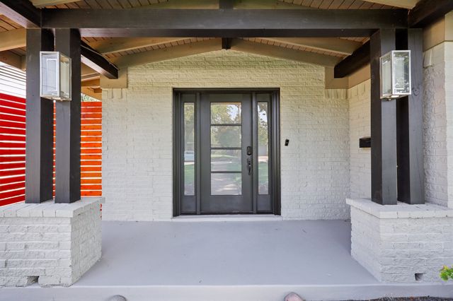 9918 Coldwater Circle, Dallas, TX 75228