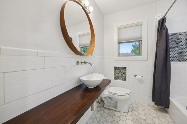 9918 Coldwater Circle, Dallas, TX 75228