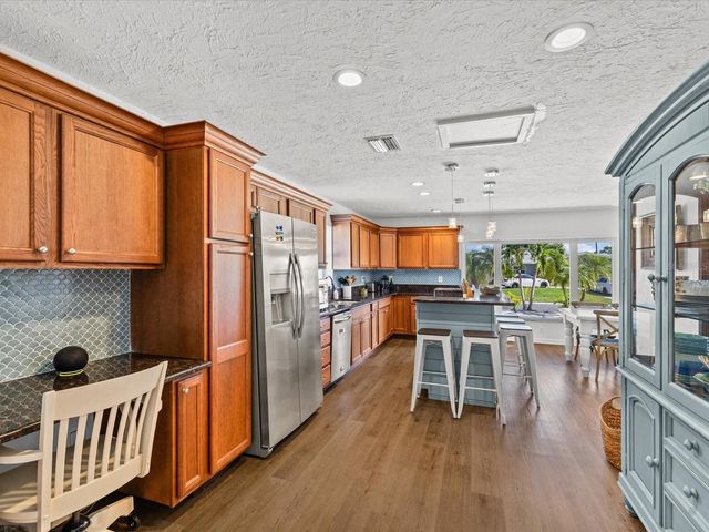 108 24TH STREET, Belleair Beach, FL 33786