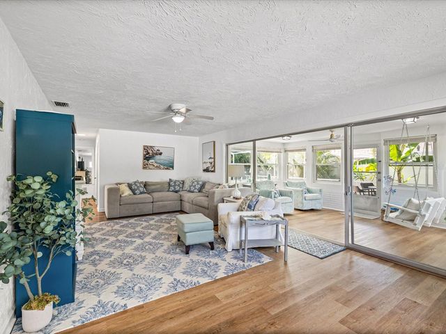 108 24TH STREET, Belleair Beach, FL 33786