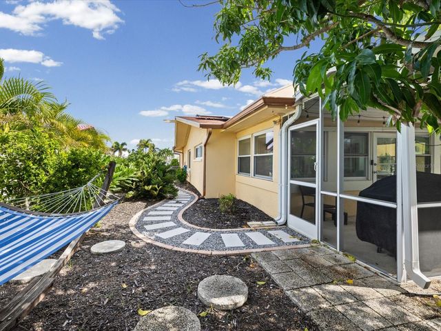 108 24TH STREET, Belleair Beach, FL 33786