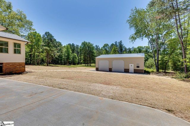 1041 Motlow School Road, Campobello, SC 29322