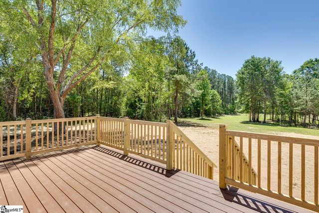 1041 Motlow School Road, Campobello, SC 29322