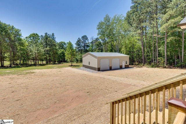 1041 Motlow School Road, Campobello, SC 29322