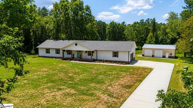 1041 Motlow School Road, Campobello, SC 29322